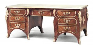 French Louis XV Style Kingwood and Green Leather Kneehole Desk