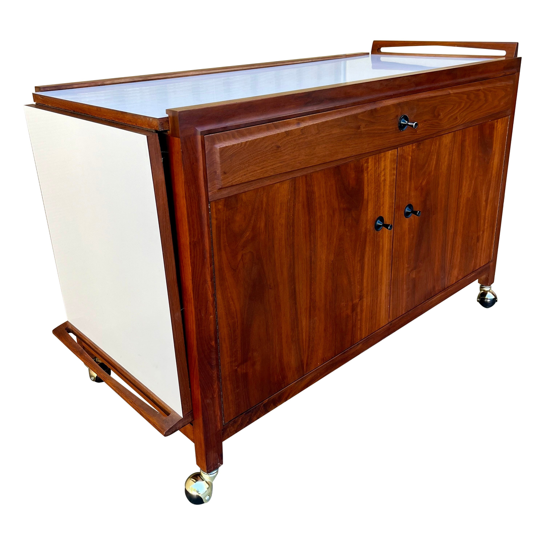 Mid Century John Stuart Buffet Server / Bar Cart. Circa 1960s.
