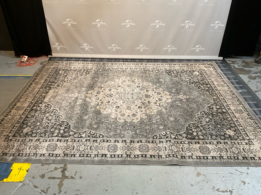 10' By 8' Light Gray And Dark Gray Area Rug With Floral Patterns. No Stains, Drapery, Lt. Gray, Dk. Gray, Area Rug, RUGS, Black, Pristine Or In Mint Condition, 10', 8', UNIVERSAL, Floral