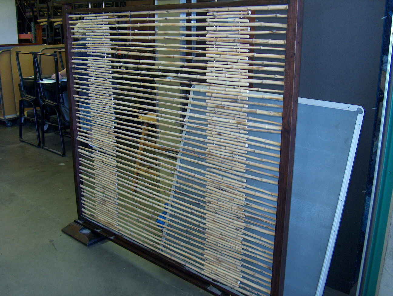 SCREEN