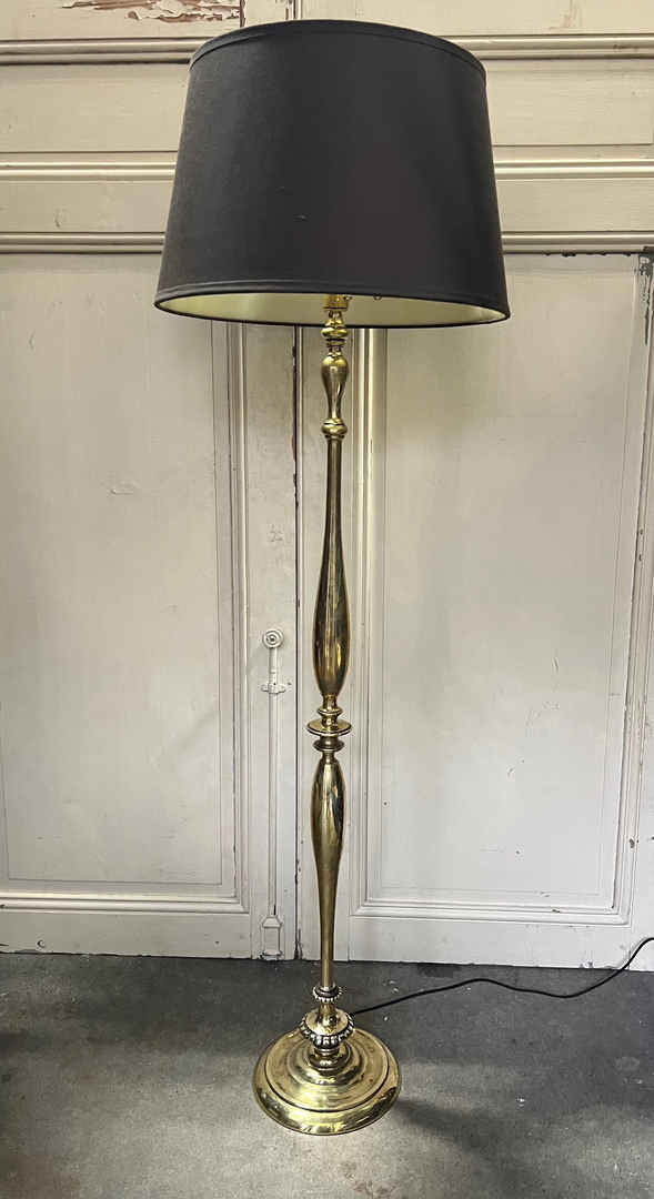 Elegant French 1940's Polished Brass Floor Lamp (LF0201-46)