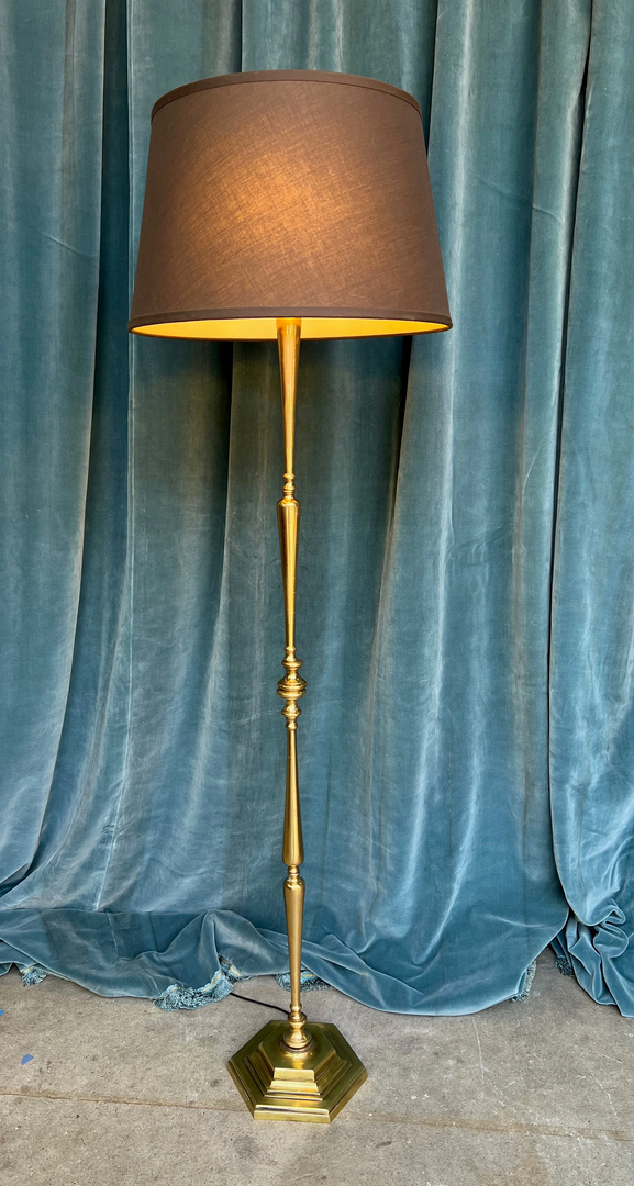 Elegant French 1940's Polished Brass Floor Lamp (LF0902-17)