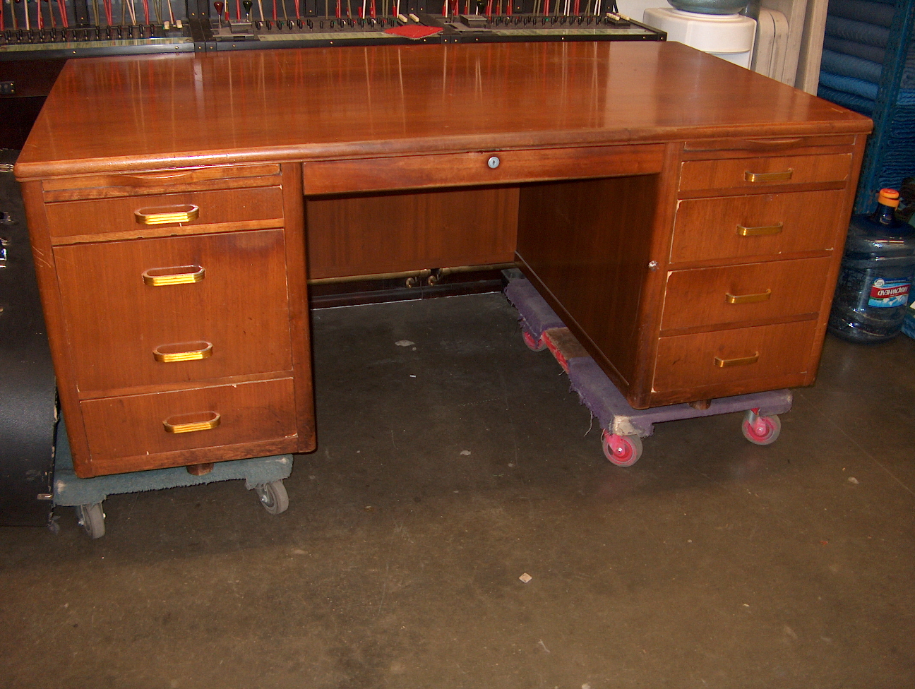 OFFICE