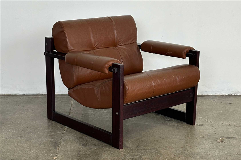 LOUNGE CHAIR 6670
